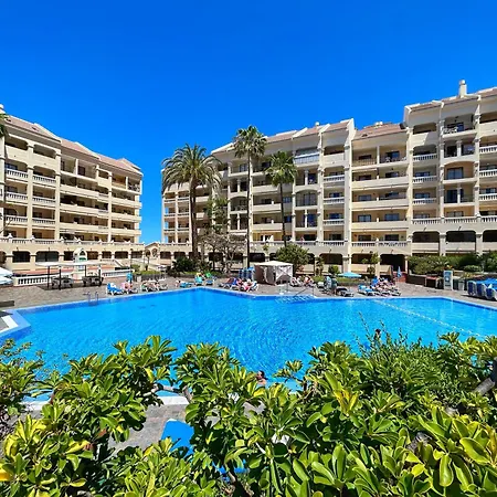 Pool View Ref C015 Los Cristianos (Tenerife)